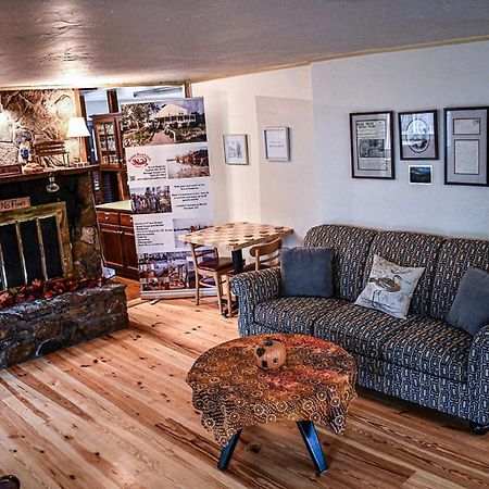 Brook Road Inn Goshen المظهر الخارجي الصورة