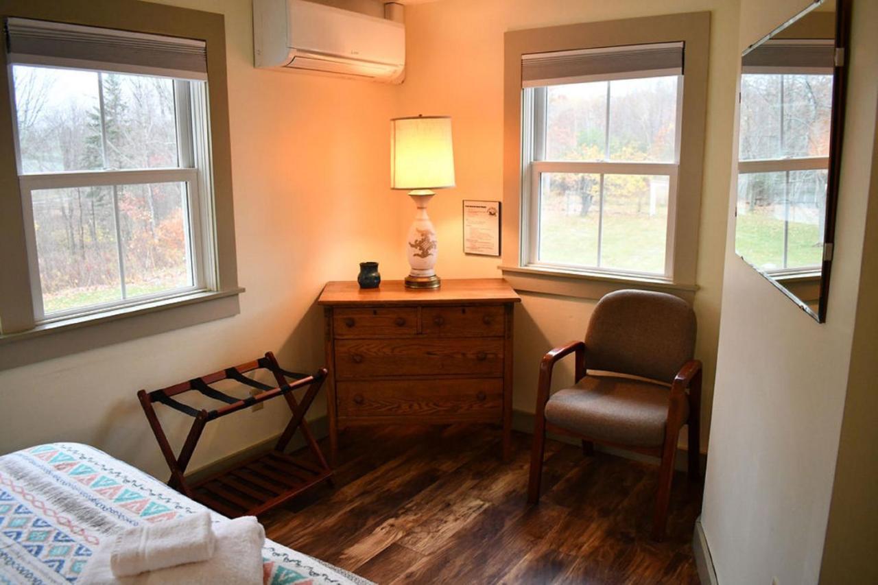 Brook Road Inn Goshen المظهر الخارجي الصورة